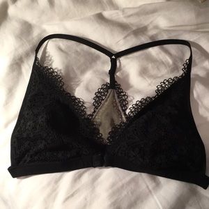VS Front clasp racer back bralette S